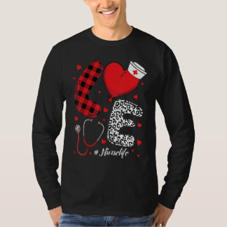 T-shirt Nurse Love Lettering - living that nurselife Plaid
