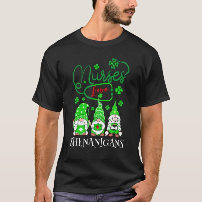 T-shirt Nurses Love Shenanigans Funny Gnomes Nurse St Patr (Devant)
