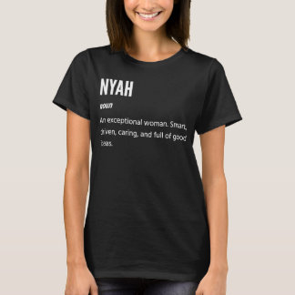 T-shirt Nyah s Noun Une femme exceptionnelle