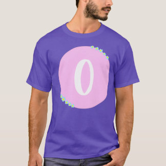 T-shirt O initial