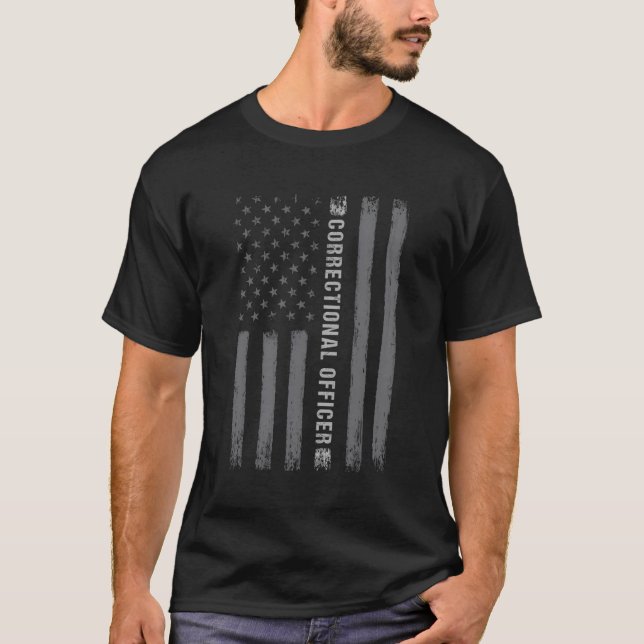 T-shirt Officier correctionnel sur le drapeau américain (Devant)