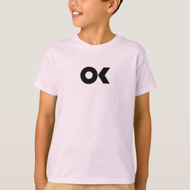 T-shirt OK Text Tee - Vibes simples et positives! pour les (Devant)