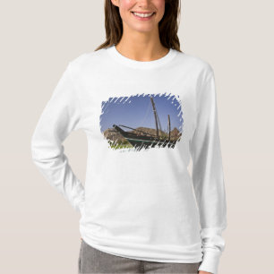 T-shirt Oman, Mascate, Al Bustan. Rond-point d'Al Bustan,