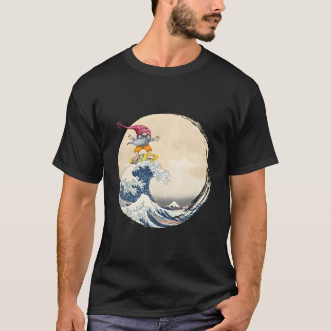 T-shirt On Back Surfing Gnome Riding Great Wave Off Kanaga (Devant)
