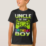 T-shirt Oncle Of The Birthday Boy Matching Video Gamer Bir<br><div class="desc">Jeu Anniversaire,  Jeu Anniversaire,  Jeu Vidéo Anniversaire,  Jeu Anniversaire,  Jeu Anniversaire,  Jeu Vidéo Anniversaire,  Jeu De Jumelage Familial,  Oncle Of The Birthday Boy Jeu Vidéo Jeu Anniversaire T-Shirt2</div>