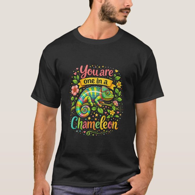 T-shirt One in a Chameleon (Devant)