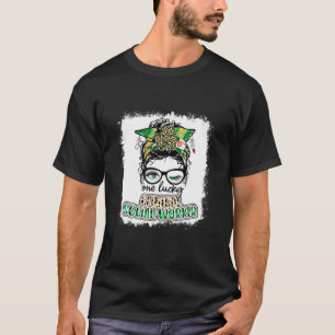 T-shirt One Lucky Clinical Social Worker One Lucky Nurse M
