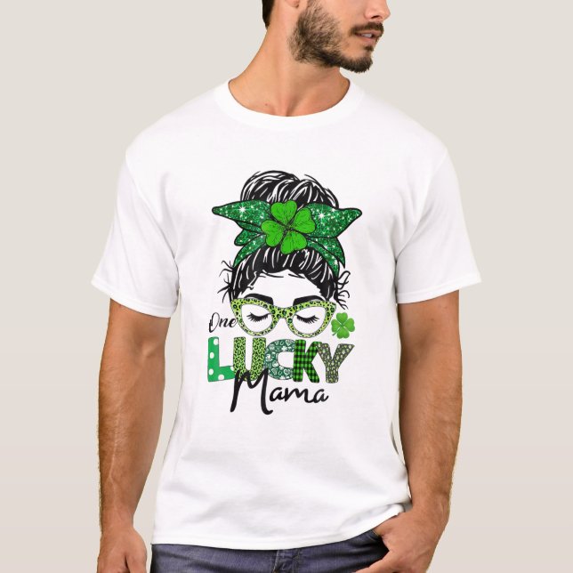 T-shirt One Lucky Mama St Patrick Day Messy Bun Maman Iris (Devant)