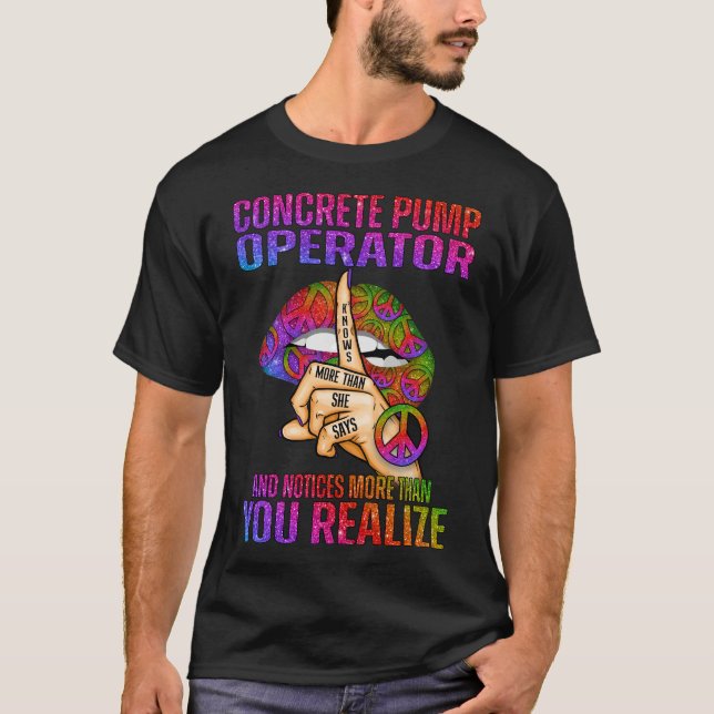 T-shirt Opérateur de pompe en béton en sait plus qu'elle n (Devant)