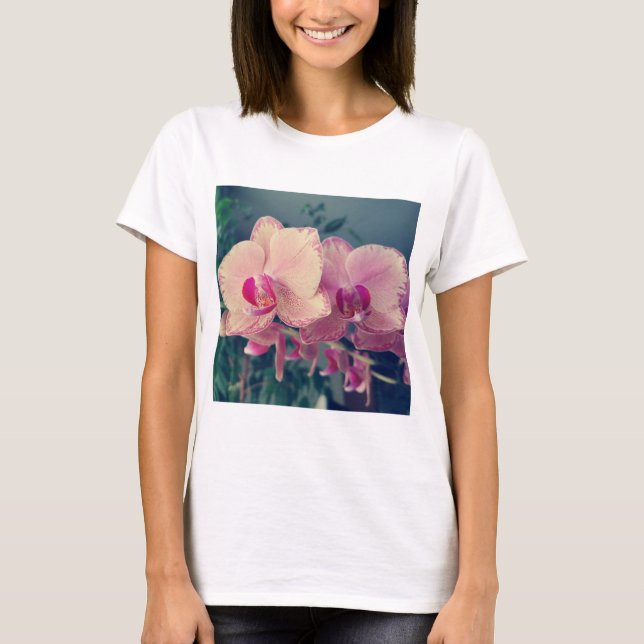 T-shirt Orchid phalaenopsis ppolka dot pink flowers (Devant)