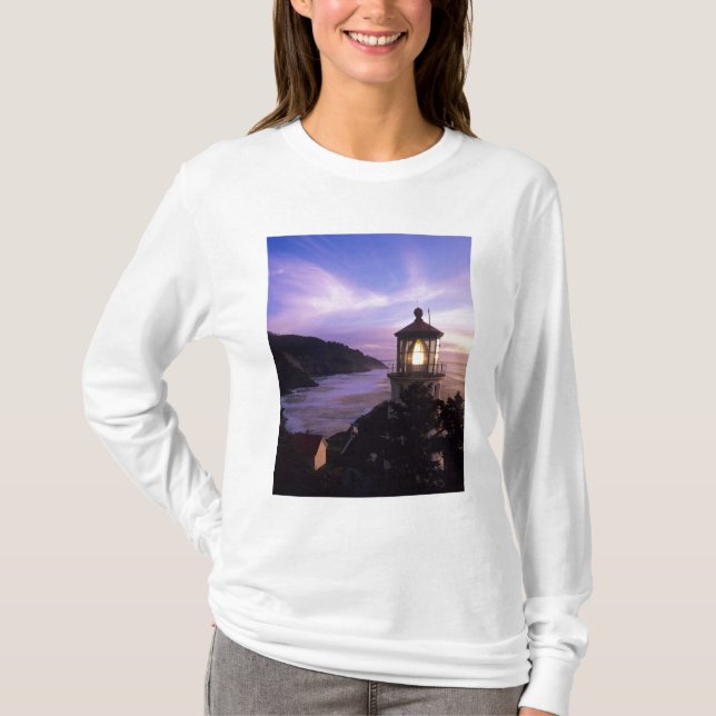T-shirt OU, côte de l'Oregon, phare de Heceta Head, sur (Devant)