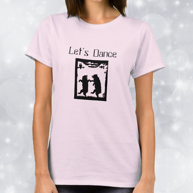 T-shirt Ours en silhouette noire dansons (Two black bears in silhouette dancing together in woods under trees on pink woman's tee shirt.)