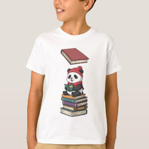 T-shirt Panda lisant sur une pile de livres pour enfants