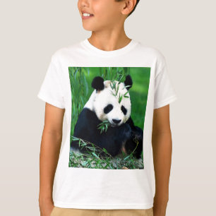 T-shirt Panda mangeant le feuille
