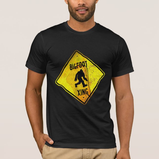 T-shirt panneau de croisement de bigfoot (Devant)