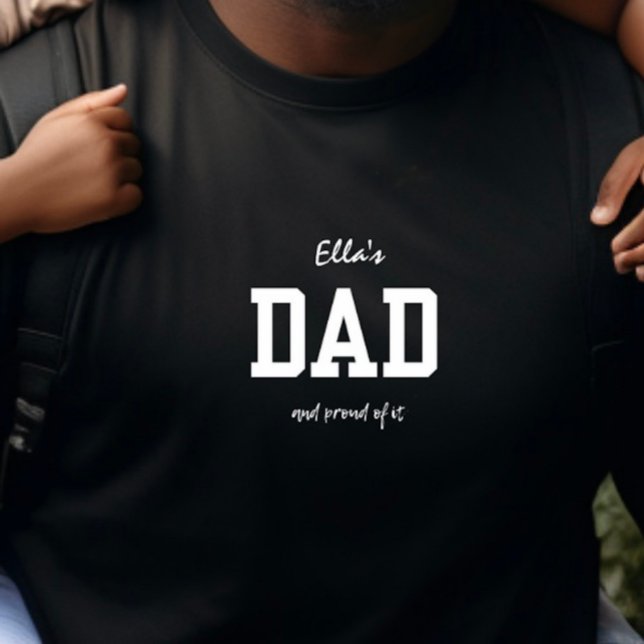 T-shirt Papa Et Fier Noir et Blanc Personnalisable (Black and White Customizable Dad T-Shirt
)