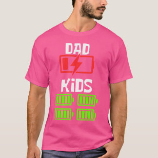 T-shirt Papa faible batterie de 4 enfants drôle père de 4