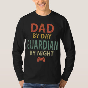 T-shirt Papa gamer. Papa by Day Guardian By Night Gaming