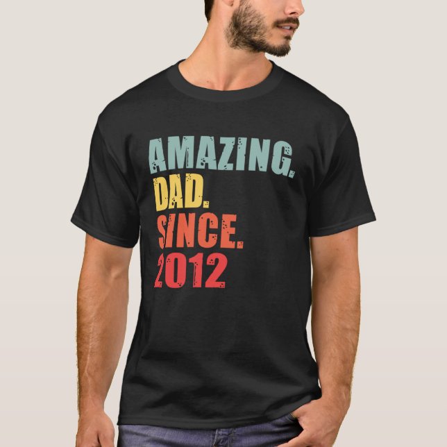 T-shirt Papa incroyable 2012 Depuis 2012 (Devant)