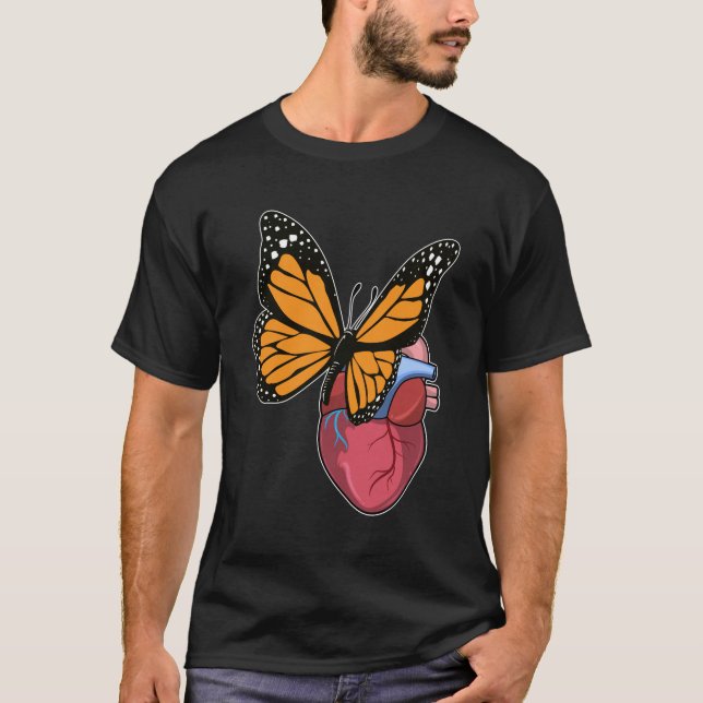 T-shirt Papillon au coeur (Devant)