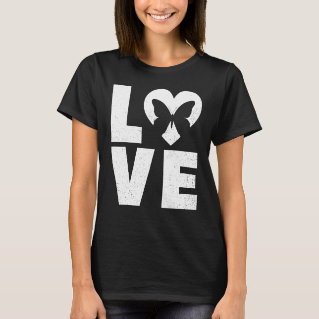 T-shirt Papillon en amour du coeur (Devant)