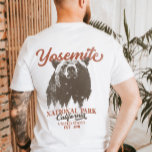 T-shirt Parc national de Yosemite en Californie Ours noir<br><div class="desc">Prêt à vous lancer dans votre prochaine aventure en plein air? Ce t-shirt du parc national Yosemite est un choix parfait. Avec un ours noir audacieux et un paysage forestier pittoresque, cette chemise vous inspirera pour explorer et embrasser la nature. Libérez votre explorateur intérieur et ne manquez pas cette chance...</div>