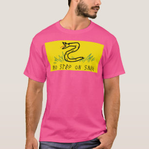 T-shirt pas d'étape sur le trottoir