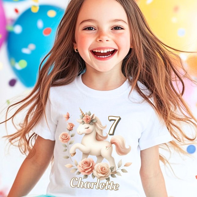 T-shirt Pastel Whimsical rose unicorn anniversaire (Créateur téléchargé)