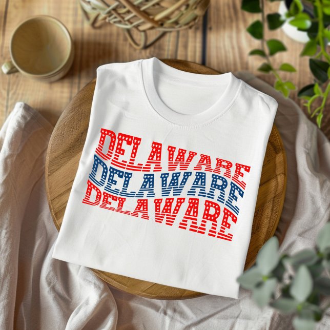 T-shirt Patriotique Delaware Rouge et Bleu Boho (Créateur téléchargé)