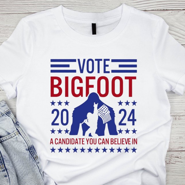 T-shirt Patriotique rouge, blanc et bleu Bigfoot 2024 (Créateur téléchargé)