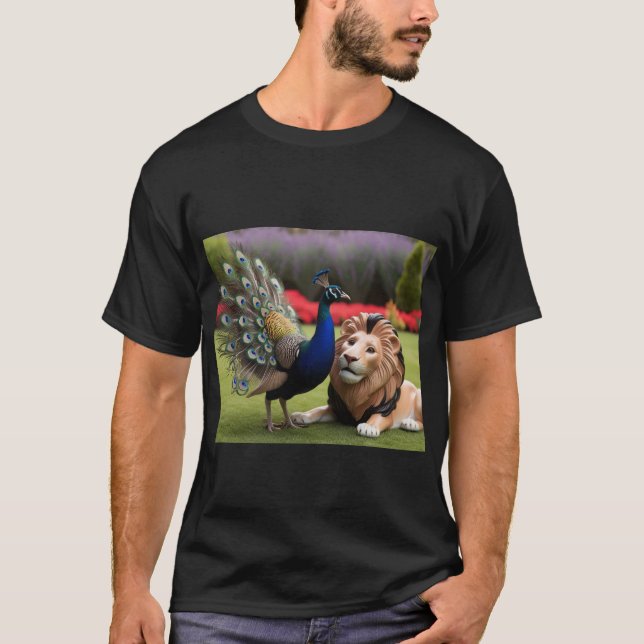 T-shirt Peacock Jouer avec le lion - Unique Art de la Faun (Devant)