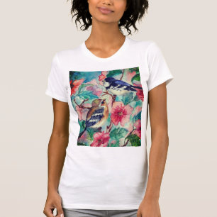 T-shirt peint avec de beaux oiseaux