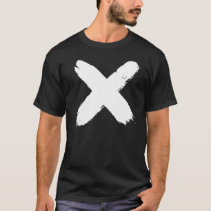 T-shirt peint de "X"