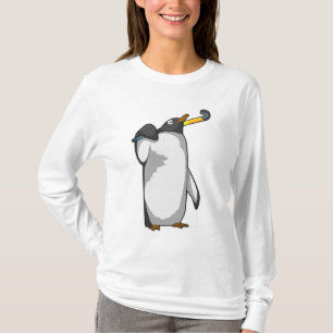 T-shirt Penguin at Hockey with Hockey stick