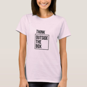 T-shirt Pensez à la typographie inspirante en dehors de l