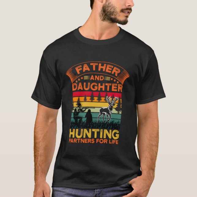 T-shirt Père Et Fille Partenaires De Chasse Pour Vie Fami (Devant)