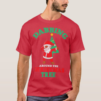 T-shirt Père Noël Dablant Autour De L'Arbre De Noël Joyeux
