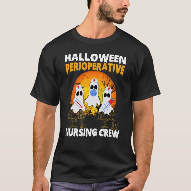 T-shirt Perioperative Nurse Pre op Nursing Halloween Crew  (Devant)