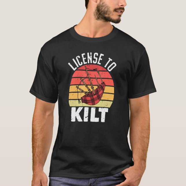 T-shirt Permis Homme De Tuer Kilt Portant Un Écossais (Devant)