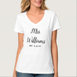 T-shirt Personalized Mrs Est Your Date Bride Gift V neck<br><div class="desc">personalized mrs est your date,  engagement gift for bride wedding,  present for bride wedding gift,  bride gifts just married shirt,  new last name newlywed modern,  black and white calligraphy script,  bridal shower gifts recently engaged,  custom mrs v neck honeymoon,  bachelorette party mrs v-neck t-shirt,  bride tshirt fiance birthday gift</div>