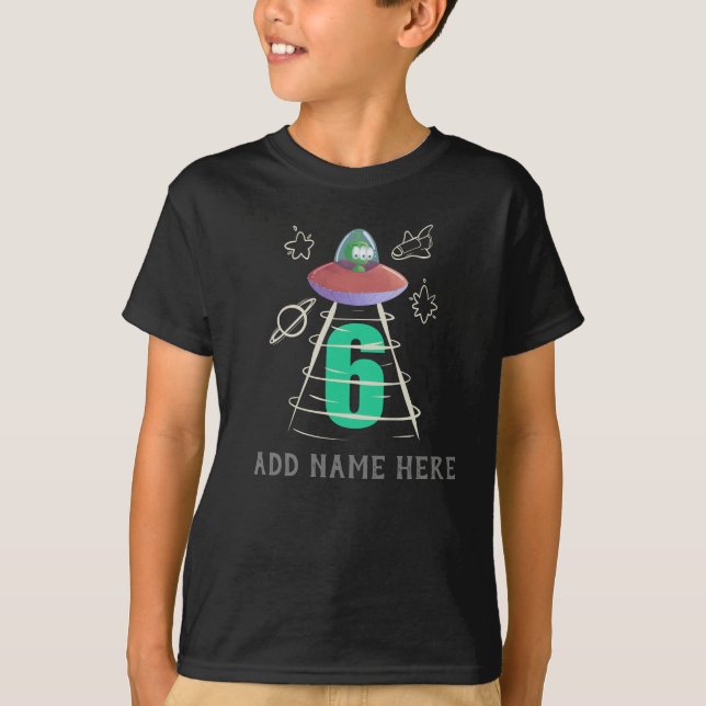 T-shirt Personnaliser le joli 6e anniversaire Petit Alien  (Devant)