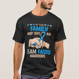 T-shirt Personne ne combat seul L'équipe fascine la famill