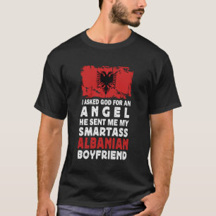 T-shirt Petit ami albanais drôle et prétentieux Drapeau de