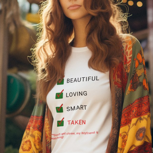 T-shirt Petite amie drôle typographie personnalisée Valent (Créateur téléchargé)