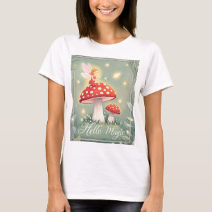 T-shirt Petite fée perchée sur le champignon et brillante