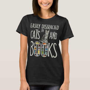 T-shirt Peut Facilement Être Distrait Par Les Chats Et Les