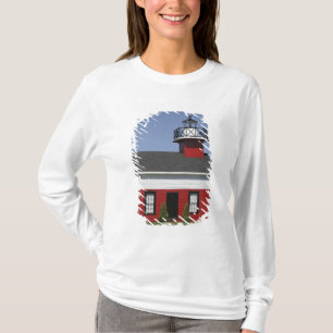 T-shirt Phare déplacé sur le rivage à Douglas près de