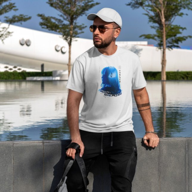 T-shirt Photographie d'une femme sous-marine (Créateur téléchargé)