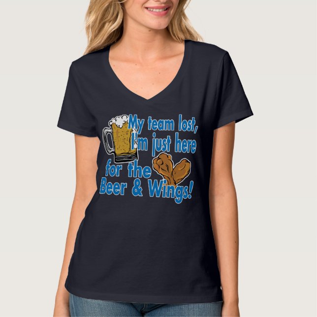 T-shirt Pièce en t de bière et d'ailes (Devant)