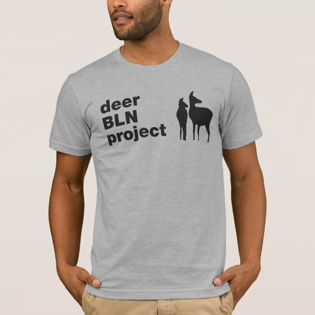 T-shirt PIÈCE EN T de deerBLNproject (Devant)